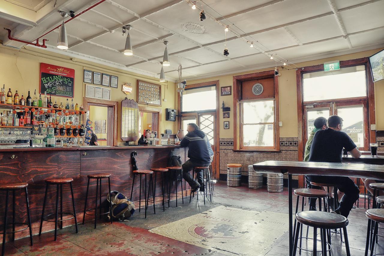 Market Tavern Hostel & Bar Мельбурн Экстерьер фото